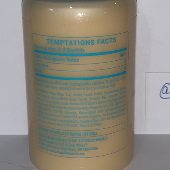 New Birthday Blowout 3-in-1 Temptations Cake 🎂 🍰🧁 Bath & Body Works - Picture 4 of 9